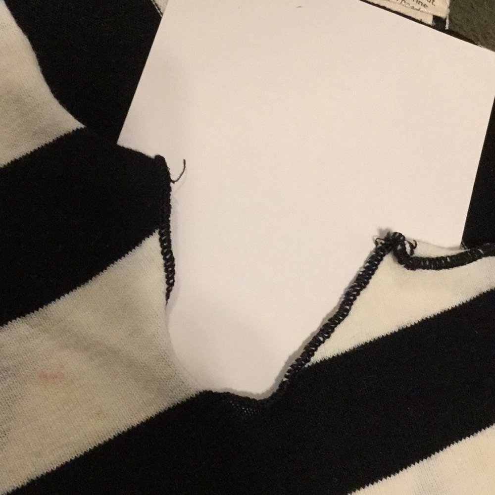 Black and White striped long crop top shirt - Picture 2 of 7